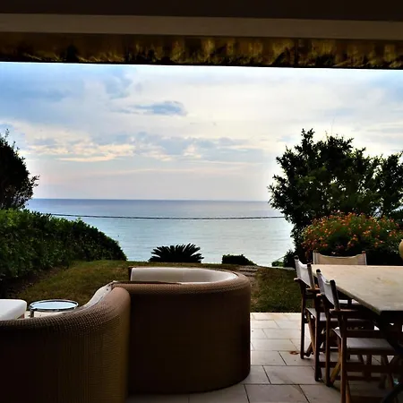 Elenos Villa Possidi