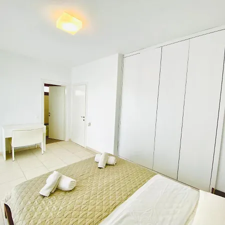 Willa Elenos Possidi